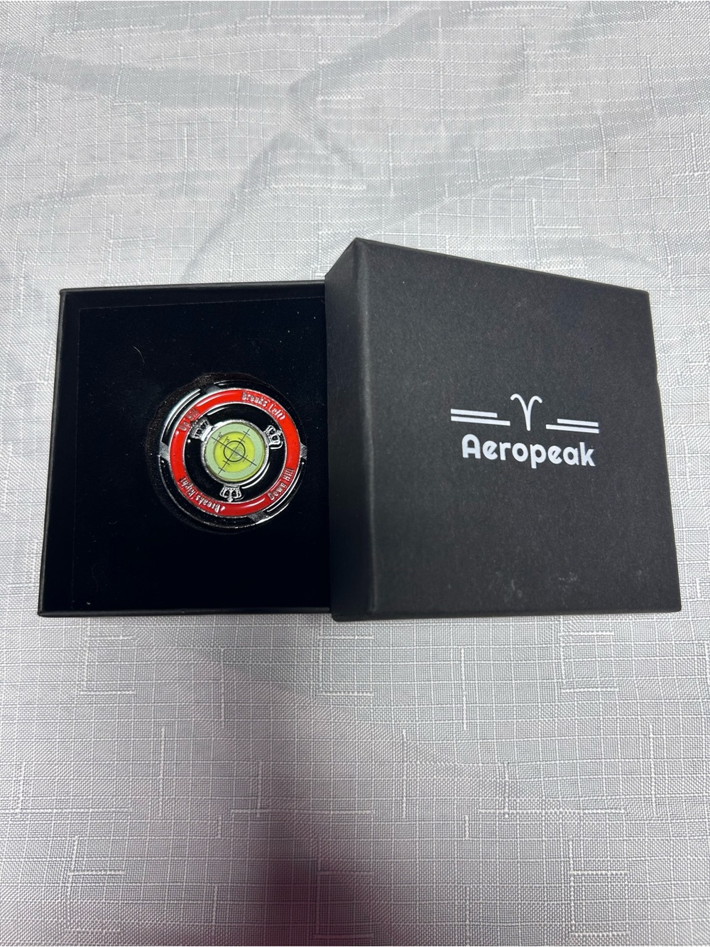 Aeropeak Golf Green Reader and Ball Marker Training Aid Poker Chip Bubble Level